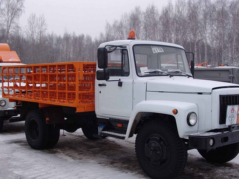 Автомобиль для перевозки пропановых или кислородных баллонов на базе ГАЗ