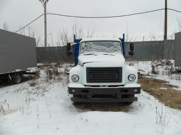 Самосвал ГАЗ-САЗ-35071 с трехсторонней разгрузкой