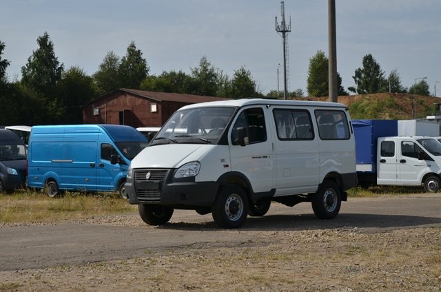 Микроавтобус на шасси ГАЗ-22171 Соболь